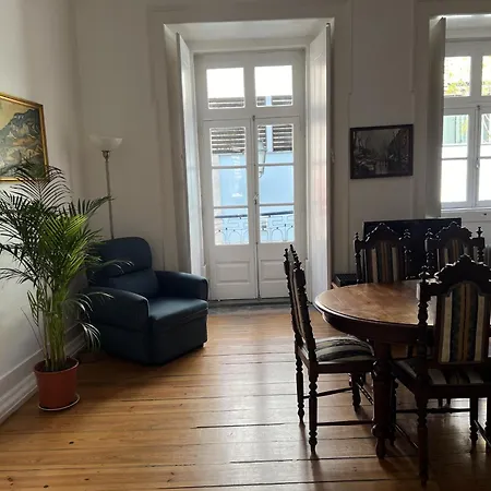 Life Bairro Alto 公寓 *